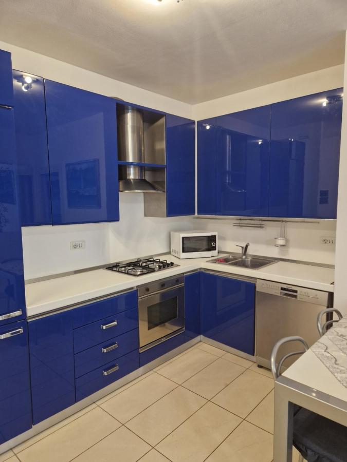 Garden & Pool Perugini Apartman Torbole Sul Garda Kültér fotó