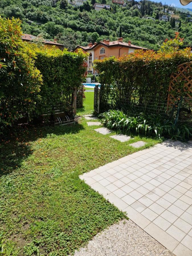 Garden & Pool Perugini Apartman Torbole Sul Garda Kültér fotó