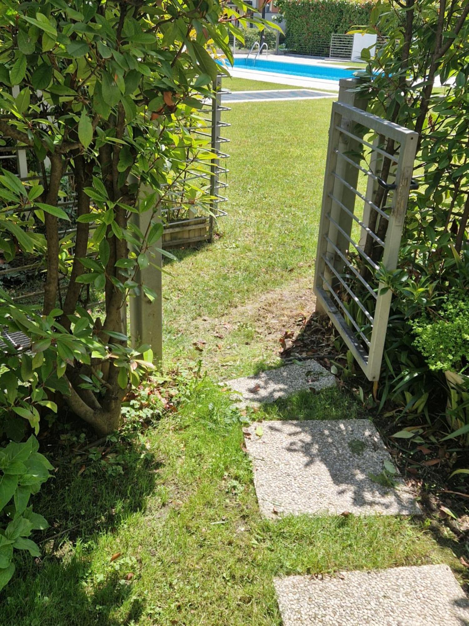 Garden & Pool Perugini Apartman Torbole Sul Garda Kültér fotó